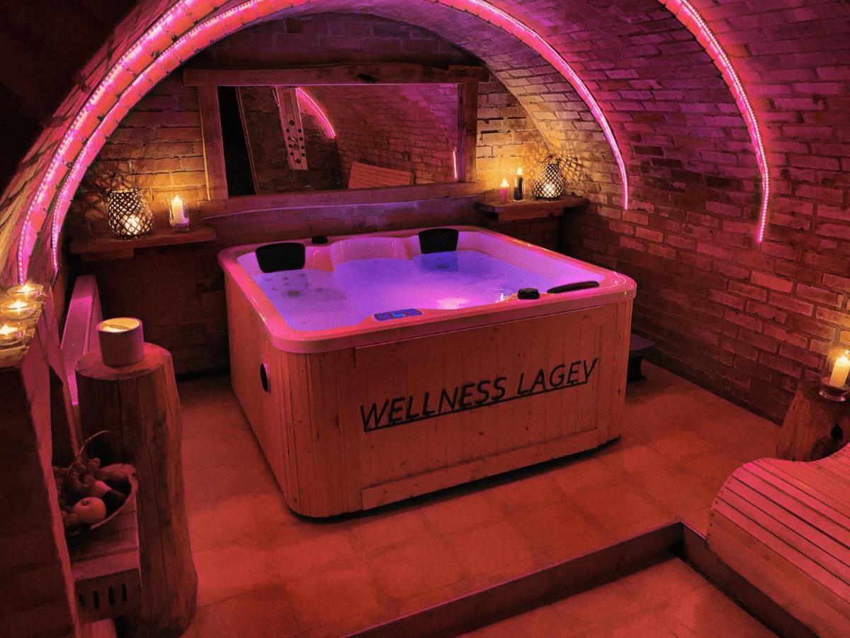Wellness Holiday House Lagev Moravske-Toplice Exteriör bild